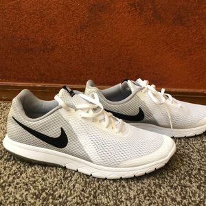 Nike Flex Tennis shoes